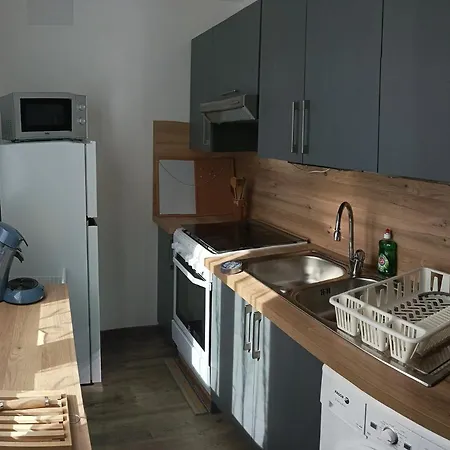 Le Salcevert, Proche A62, 7mn Montauban, 20mn Toulouse (adults Only) Holiday home Labastide-Saint-Pierre
