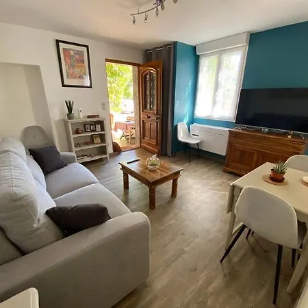 Le Salcevert, Proche A62, 7mn Montauban, 20mn Toulouse (adults Only) Holiday home *