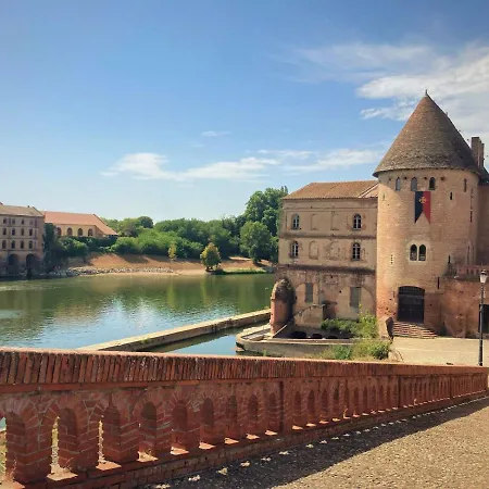 Le Salcevert, Proche A62, 7mn Montauban, 20mn Toulouse (adults Only) Holiday home Labastide-Saint-Pierre